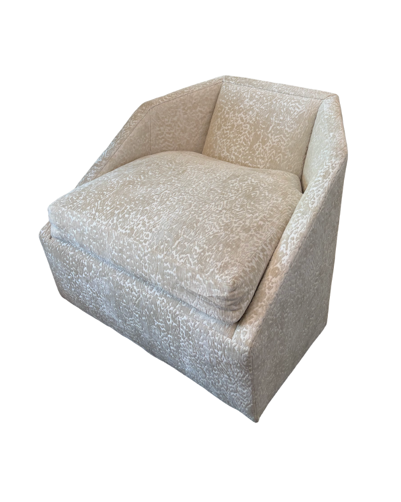 Harlow Swivel Chair – Soft Cream