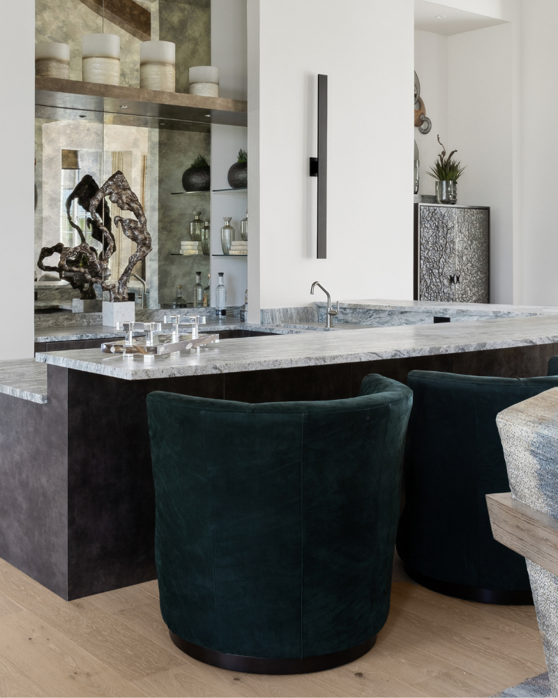 Swivel Sitting Chair - Green Velvet