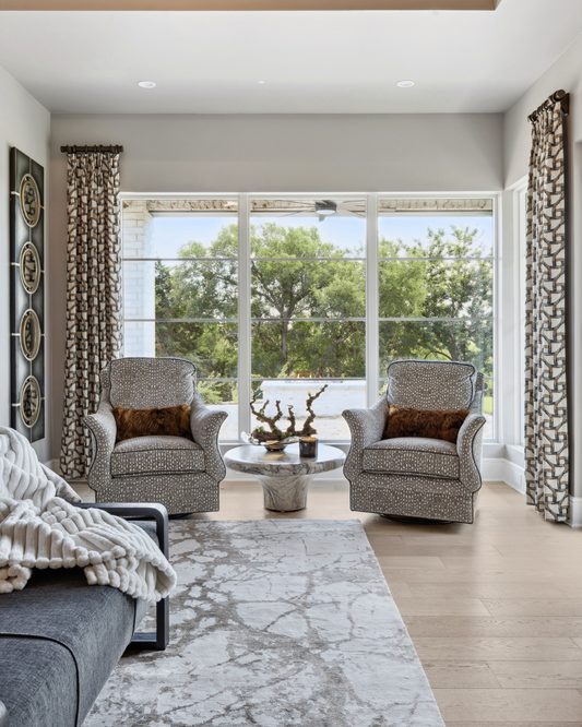 Motion Swivel Chair – Ivory